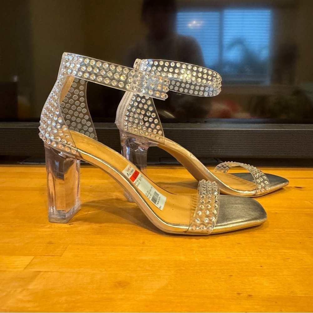 π 6/$60 New INC Clear Transparent Rhinestones Ankle Strap Size 10 Square 4β Heel - Picture 9 of 9